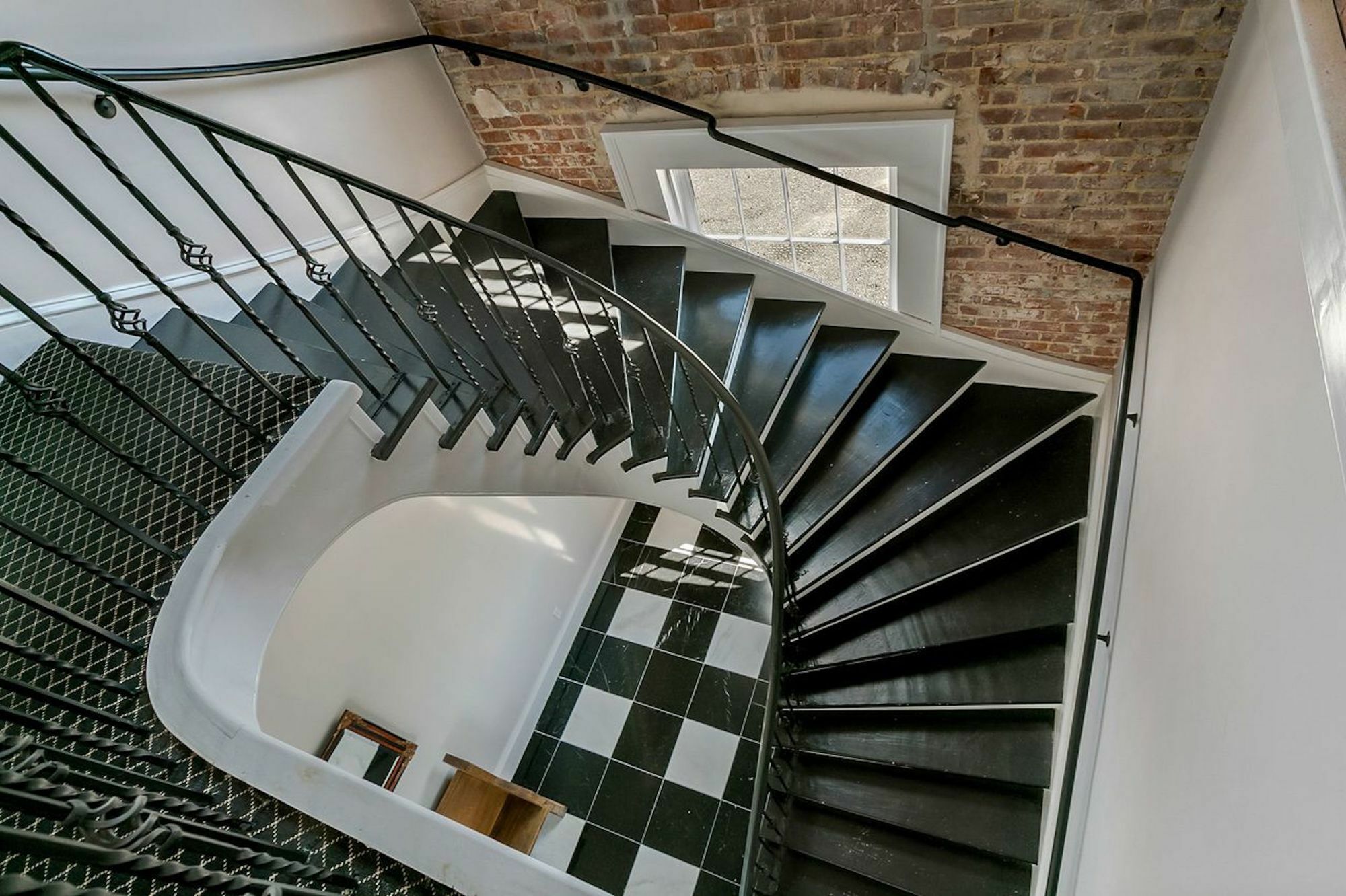 Stunning 1br In Irish Channel By Sonder *